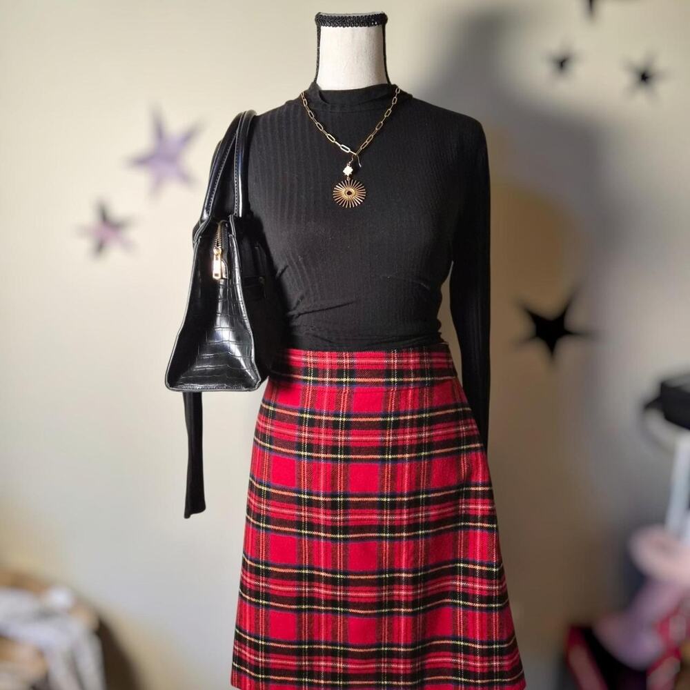 J Crew Womens Plaid Holiday Skirt Small Preppy Grunge Punk Mall Goth Red Tartan